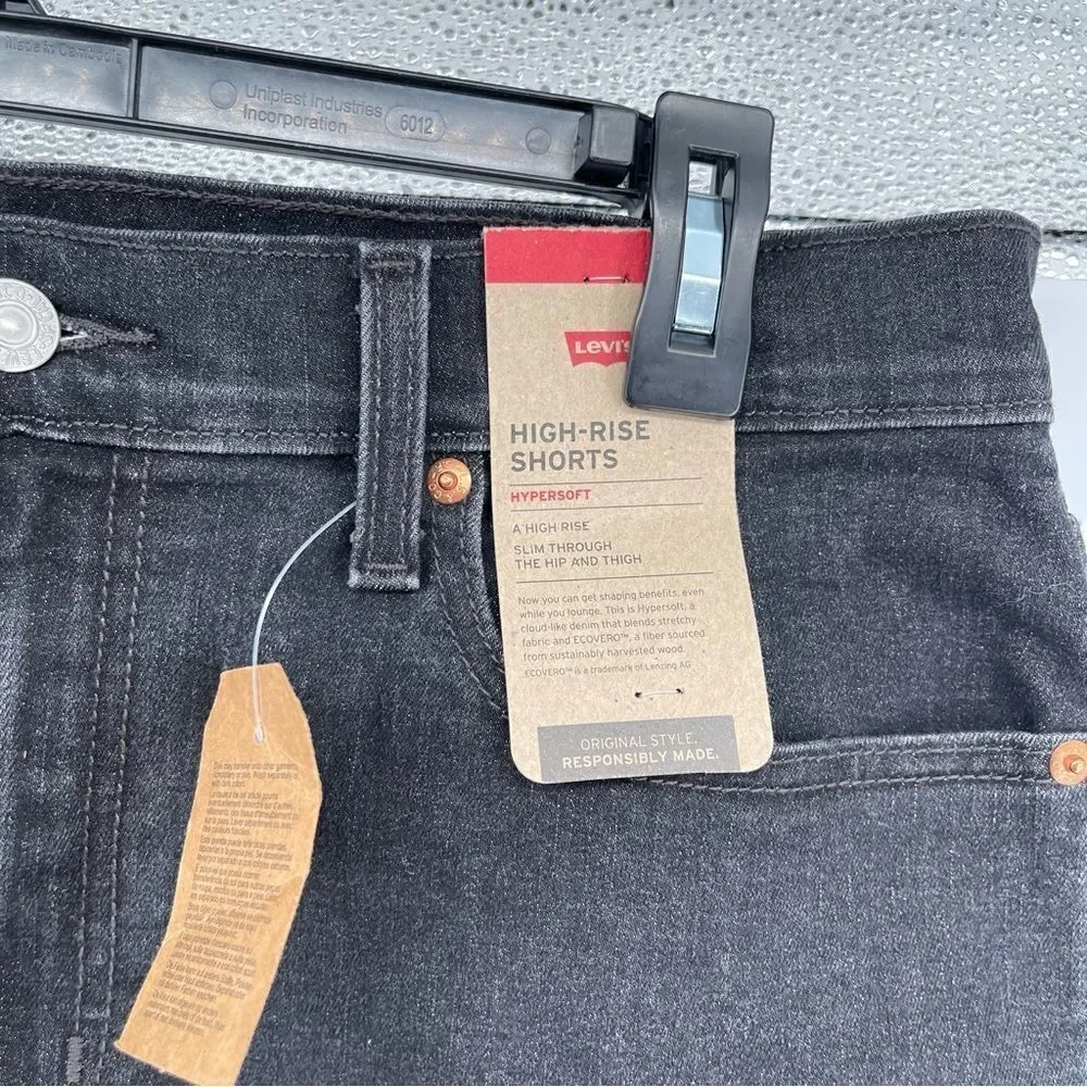 Levi’s Hypersoft High Rise Women’s Black Denim Cutoff Shorts Size 14